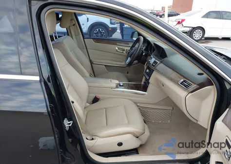 2014 Mercedes-Benz E 350 z USA, uszkodzony, nr VIN WDDHF5KB8EA789986